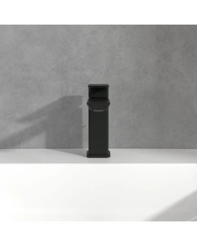 Смеситель для раковины с донным клапаном Villeroy & Boch Subway 3.0 TVW112002000K5