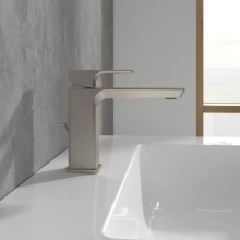 Смеситель для раковины с донным клапаном Villeroy & Boch Subway 3.0 TVW11200200064