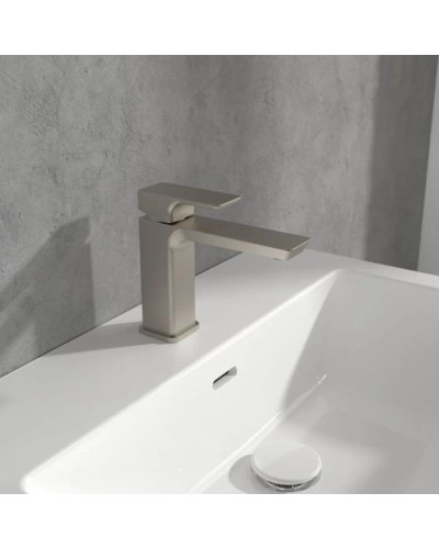 Смеситель для раковины без донного клапана Villeroy & Boch Subway 3.0 TVW11200300064