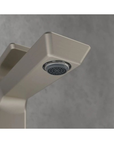 Смеситель для раковины без донного клапана Villeroy & Boch Subway 3.0 TVW11200300064