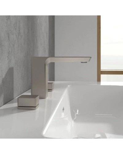 Смеситель для раковины без донного клапана Villeroy & Boch Subway 3.0 TVW11200500064