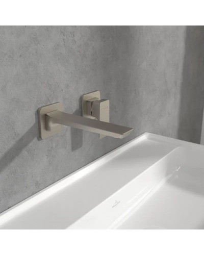 Смеситель для раковины без донного клапана Villeroy & Boch Subway 3.0 TVW11200700064