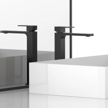 Смеситель для раковины без донного клапана Vincea Cube VBF-1C02MB