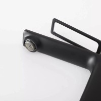 Смеситель для раковины без донного клапана GID Niagara L057-BM-K