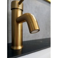 Смеситель для раковины AltroBagno Metropoli 0134 OrSp