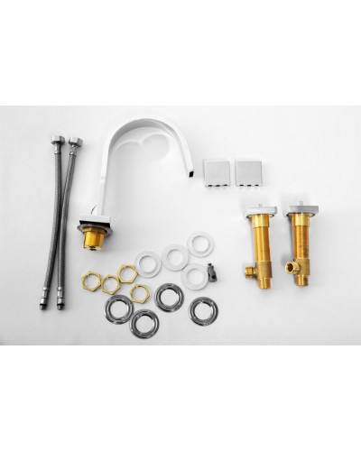 Смеситель для раковины на 3 отверстия CEZARES UNIKA-BLS2-01-W0