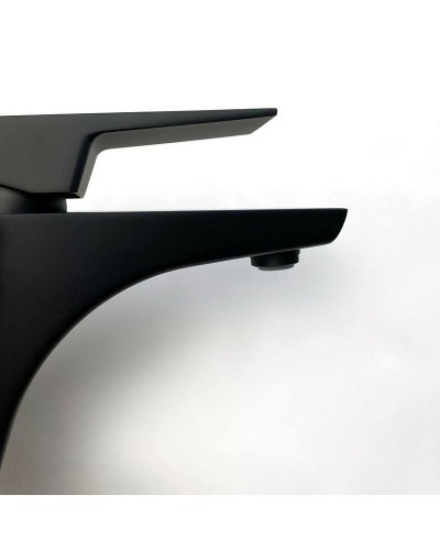 Смеситель для раковины Paini Torre 98YO205/574 с гигиеническим душем Черный матовый