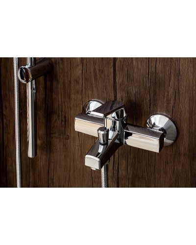 Смеситель для ванны Orange OneLife P02-100cr Хром