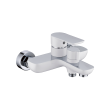 Смеситель для ванны с ручным душем RIMERO RM3070WC (Белый/Хром)