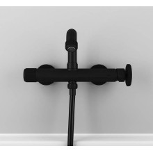 Смеситель для ванны Iddis Grange GRABLR2i02WA Черный матовый