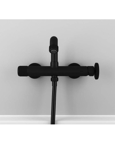 Смеситель для ванны Iddis Grange GRABLR2i02WA Черный матовый