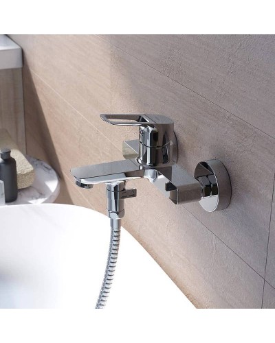 Смеситель для ванны Iddis Spin SPISB02i02WA Хром