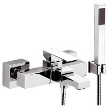 Смеситель для ванны Remer Q-Design QD02