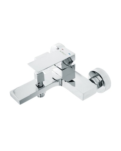 Смеситель для ванны и душа в комплекте с ручным душем, шлангом и держателем BelBagno ROM-VASM-CRM