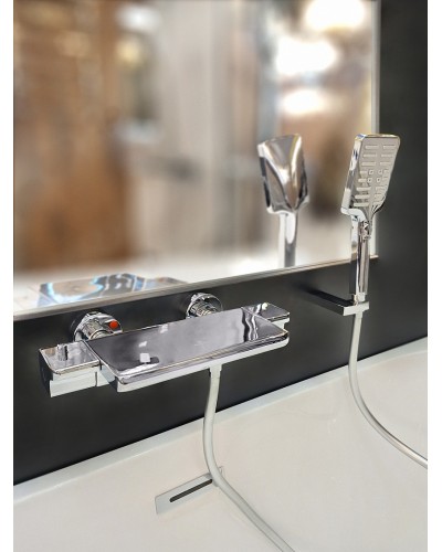 Смеситель для ванны с термостатом AltroBagno Lamberto 020401 Cr