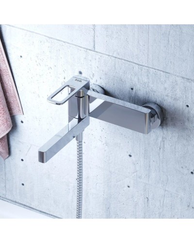 Смеситель для ванны IDDIS Slide SLISB00i02WA