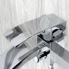 Смеситель для ванны Rea Enzo REA-B0223