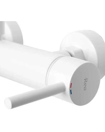 Смеситель для ванны Rea Lungo REA-B8030