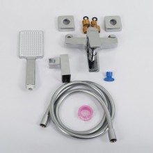 Смеситель для ванны и душа в комплекте с ручным душем, шлангом и держателем BelBagno ARDENTE-VASM-CRM