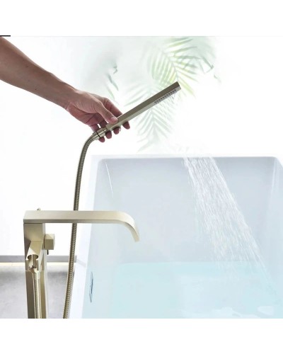 Смеситель напольный для ванны Rea Carat REA-B6522