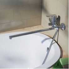 Смеситель для ванны Iddis Ray RAYSBL2i10WA универсальный Хром