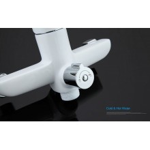 Смеситель для ванны Gappo G48 G2248 универсальный Белый Хром