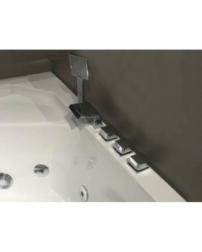 Акриловая ванна Orans 137x137 62118M0 с гидромассажем