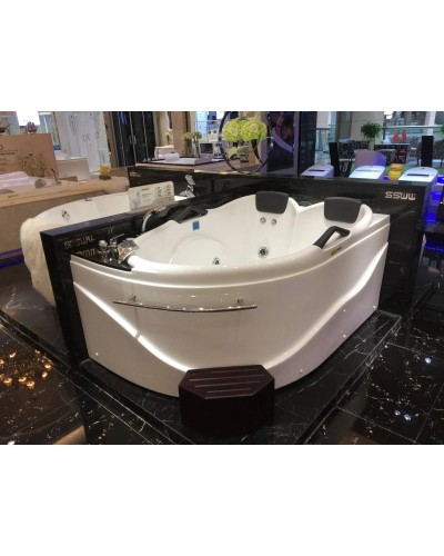 Акриловая гидромассажная ванна 180х120 см SSWW A304R BH168H
