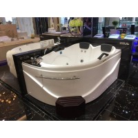 Акриловая гидромассажная ванна 180х120 см SSWW A304RBH608F