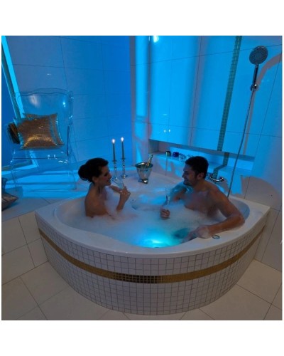 Акриловая ванна NewDay PU PLUS 150x150 Ravak C681000000